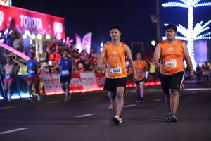 BIB: 21123, 24202
                            <button type="button" onclick="openModal(20719169)" class="btn btn-primary btn-sm float-right btn-popup" data-toggle="modal" data-target=".modal-high-quality">
                        <i class="fas fa-shopping-cart"></i> Add to Cart
                    </button>
                                            <button type="button" onclick="isThisMe(20719169, true)" class="btn btn-success btn-sm float-right btn-popup btn-isme hidden" data-toggle="tooltip" data-placement="bottom" title="นี่คือรูปของคุณใช่ไหม คลิกที่นี่เพื่อเอาเข้าอัลบั้ม">
                        <i class="fas fa-plus"></i> Add to album
                    </button>
                    <button type="button" onclick="isThisMe(20719169, false)" class="btn btn-warning btn-sm float-right btn-popup btn-isnotme hidden">
                        <i class="fas fa-ban"></i> Remove from album
                    </button>